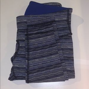 Lululemon leggings size 6